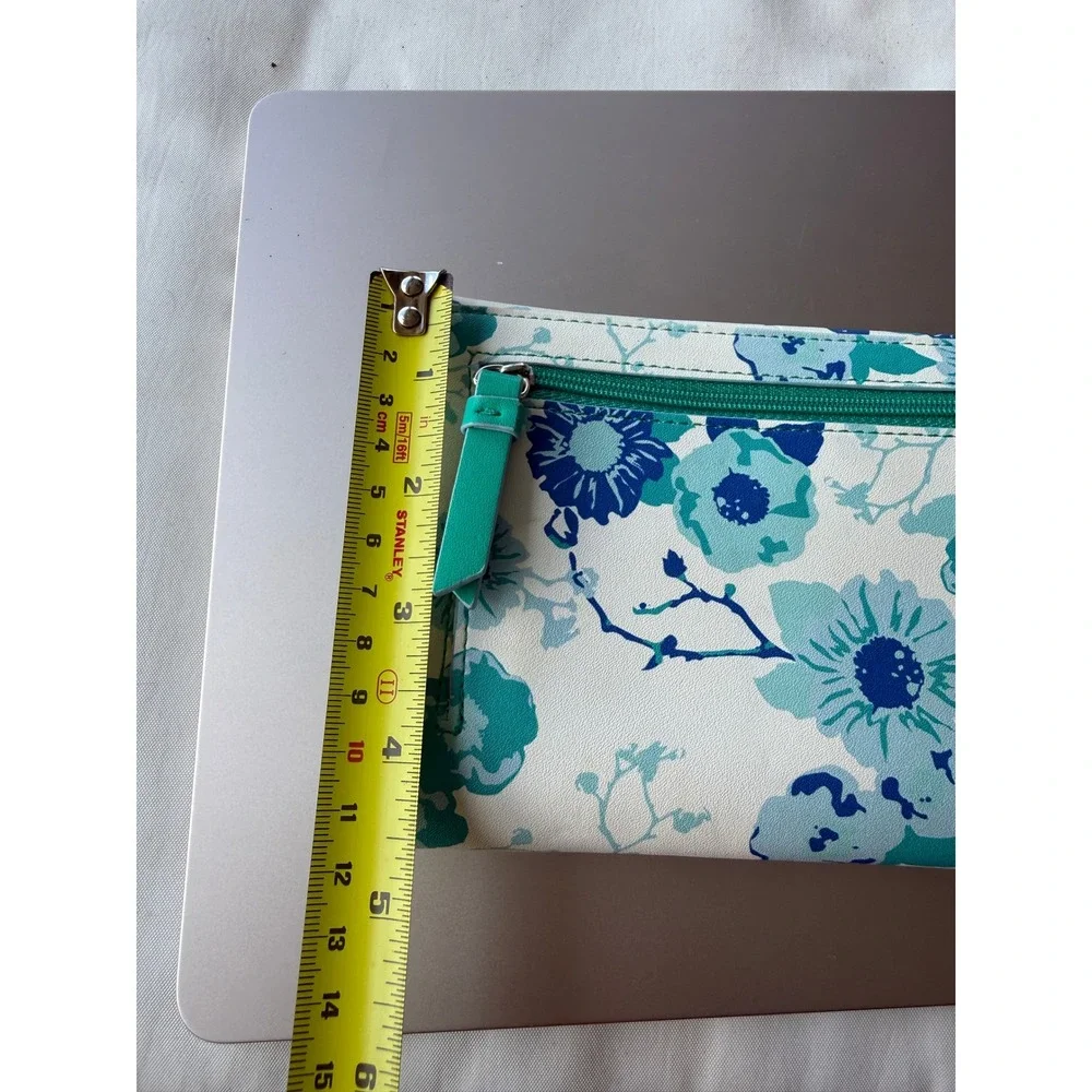 Kate‎ Landry Blue Teal Floral Envelope Clutch Wallet Snap Closure ID Window